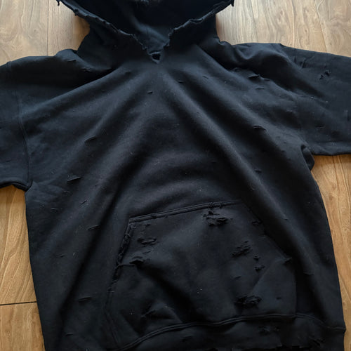 “Slashed” hoodie black